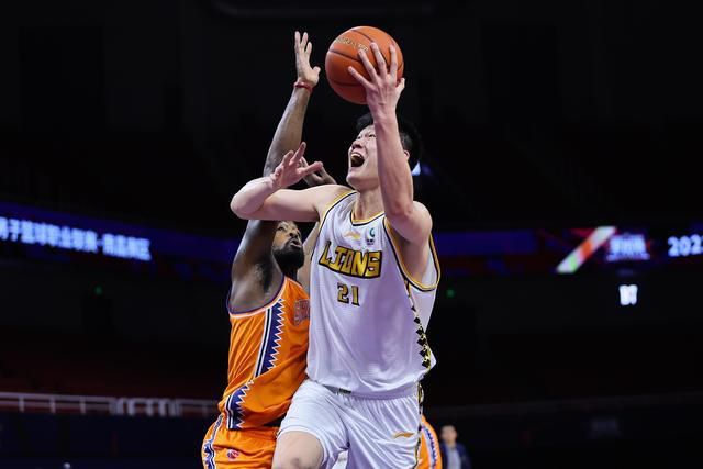 亚洲依人